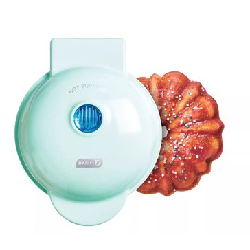 Dash Mini Bundt Maker