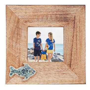 Beachcombers Coastal Life Beaded Fish Frame