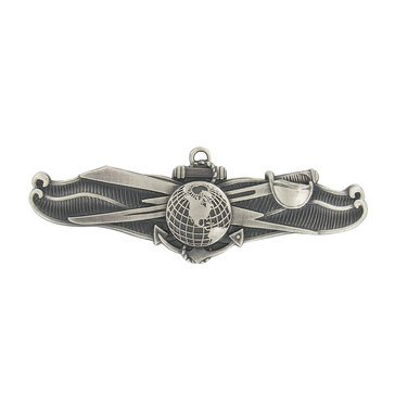 Warfare Badge Full Size INF DOM WARF ENL  Oxidized  Silver 