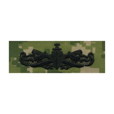 NWU Type-III Green Warfare Badge Surface Warfare