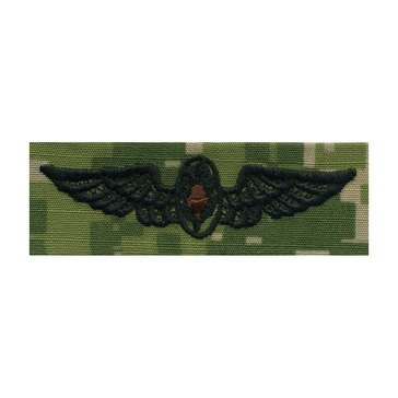 NWU Type-III Green Warfare Badge Flight Surgeon